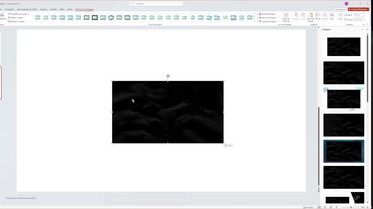 Fundo preto colado no slide novo